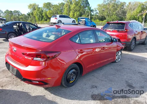 2019 Hyundai Elantra Value Edition z USA, uszkodzony, nr VIN 5NPD84LF9KH461897